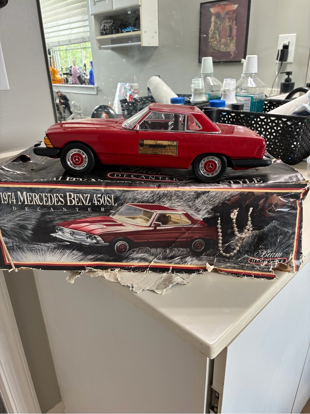 Vintage Jim Beam 1974  Mercedes-Benz 450 SL whiskey decanter w/Box (rough)